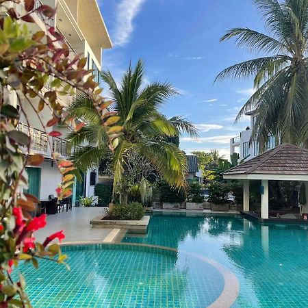 Dipantai Boutique Beach Resort Patong Exteriör bild