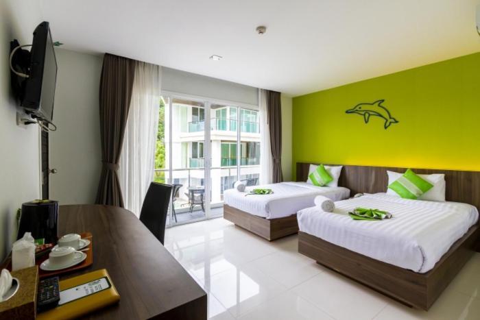 Dipantai Boutique Beach Resort Patong Exteriör bild
