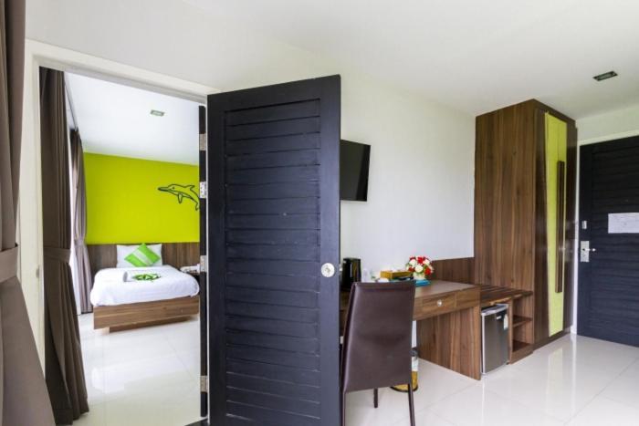 Dipantai Boutique Beach Resort Patong Exteriör bild