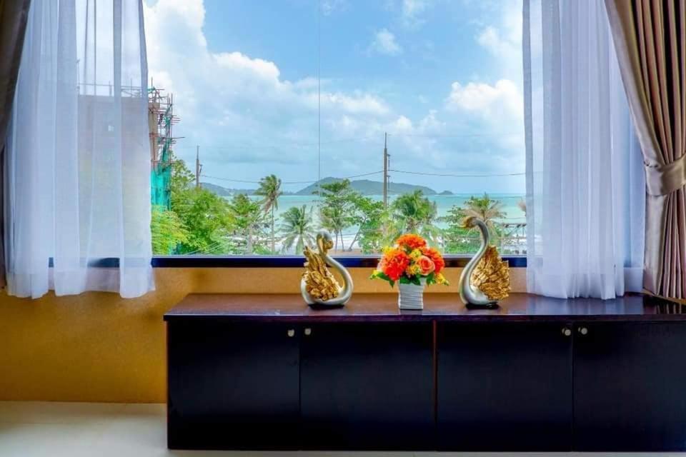 Dipantai Boutique Beach Resort Patong Exteriör bild