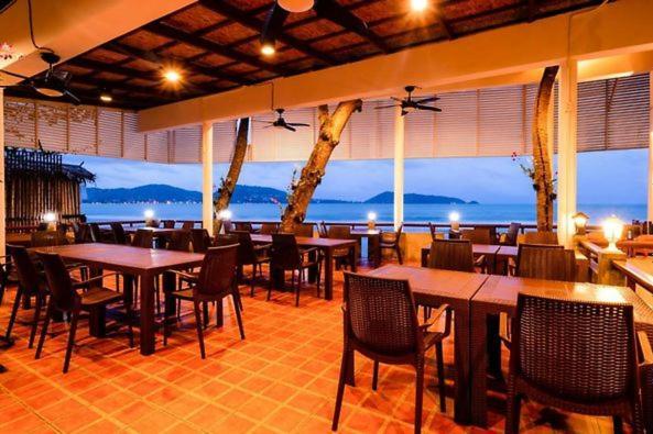 Dipantai Boutique Beach Resort Patong Exteriör bild