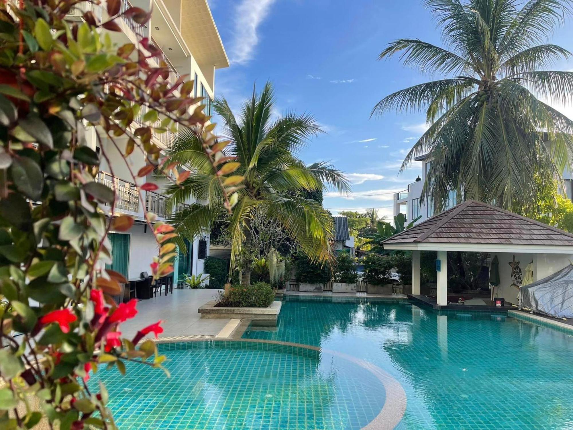 Dipantai Boutique Beach Resort Patong Exteriör bild