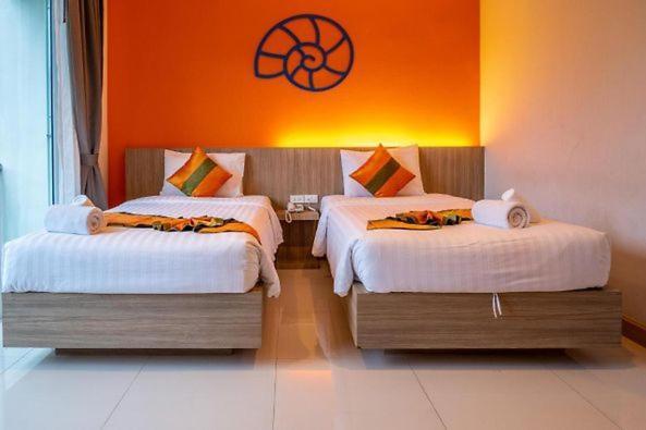 Dipantai Boutique Beach Resort Patong Exteriör bild